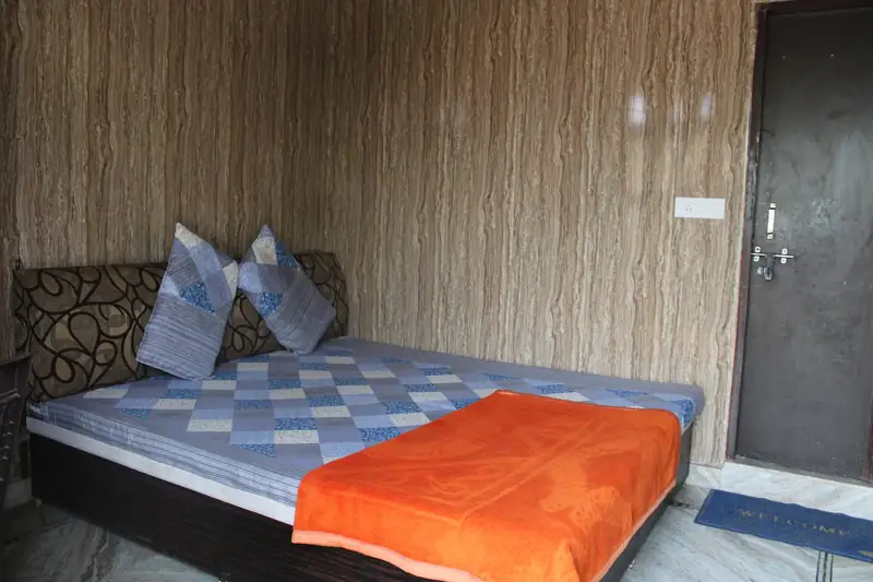 Yoga School Rishikesh Accommodation